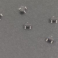 megntek麦歌恩微电子MT8511,MT8512汽车电吸门单极性霍尔传感器IC芯片元件