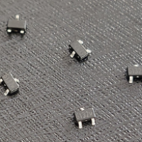 megntek麦歌恩微电子MT6132全极霍尔元件开关